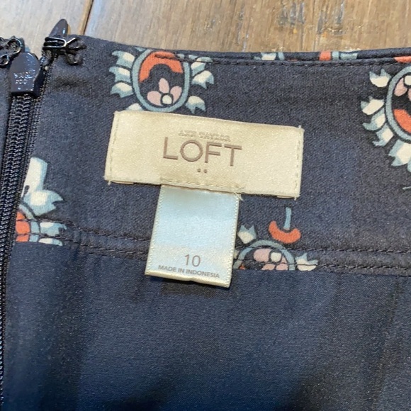 5 for $25‎ Loft printed pencil skirt - Picture 3 of 11